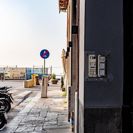 Via Niccolo Tommaseo 14 Apartman Nápoly Kültér fotó