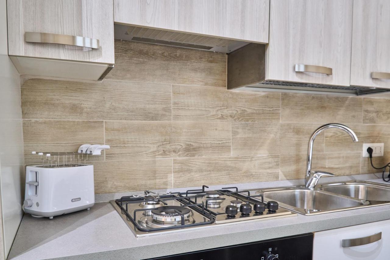 Via Niccolo Tommaseo 14 Apartman Nápoly Kültér fotó