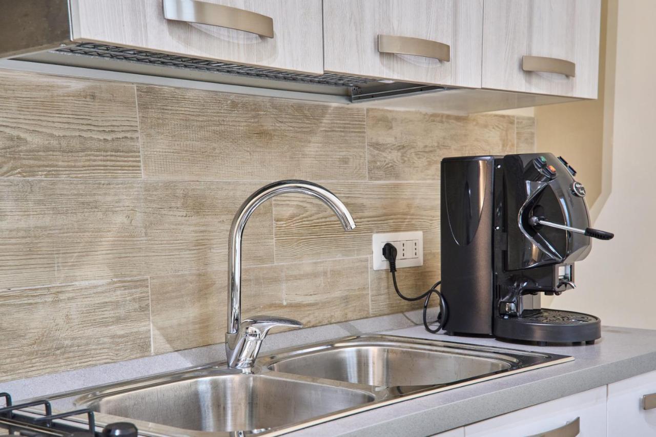 Via Niccolo Tommaseo 14 Apartman Nápoly Kültér fotó