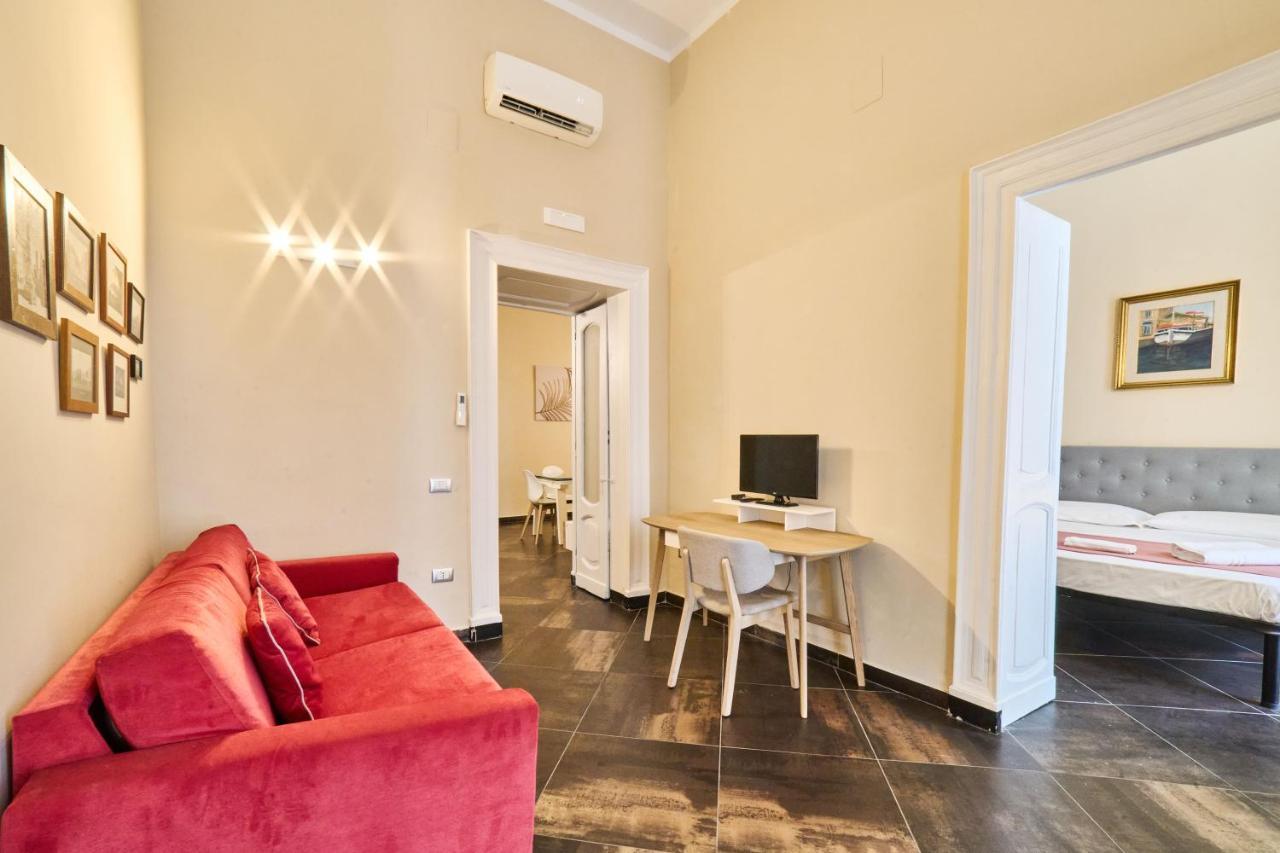 Via Niccolo Tommaseo 14 Apartman Nápoly Kültér fotó