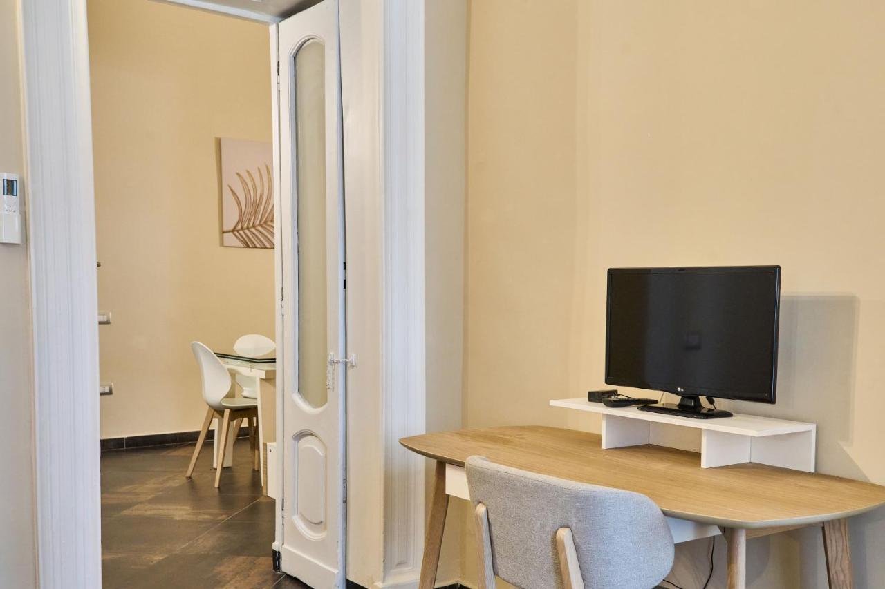 Via Niccolo Tommaseo 14 Apartman Nápoly Kültér fotó