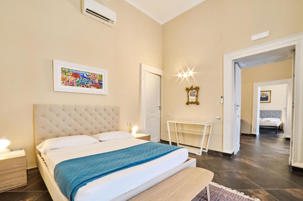 Via Niccolo Tommaseo 14 Apartman Nápoly Kültér fotó