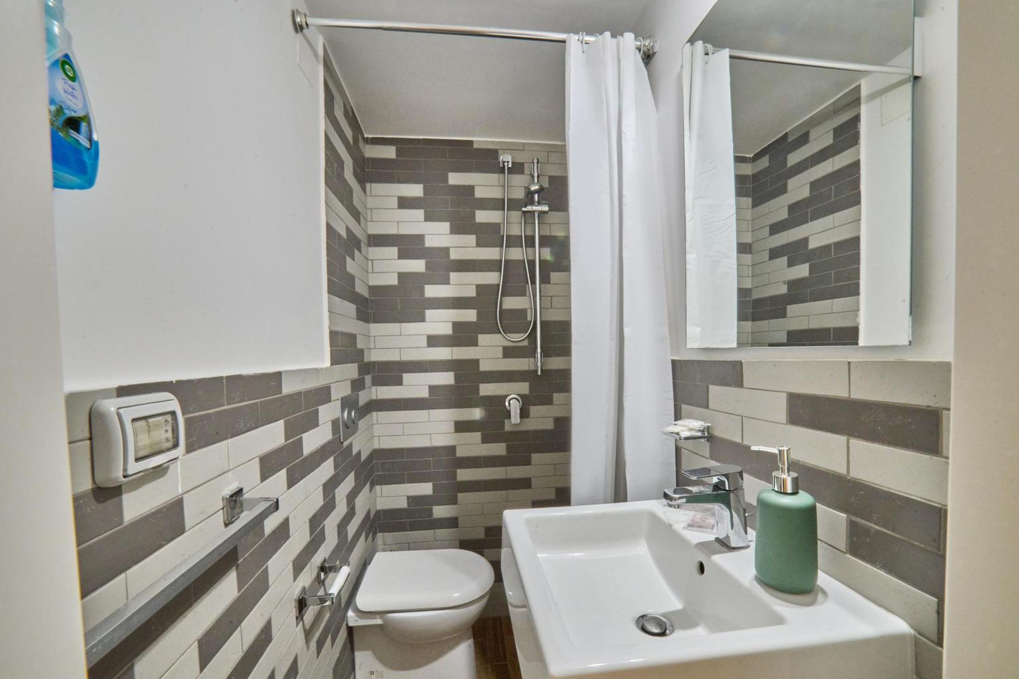 Via Niccolo Tommaseo 14 Apartman Nápoly Kültér fotó